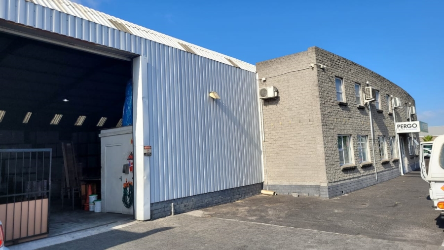 To Let commercial Property for Rent in Maitland Western Cape